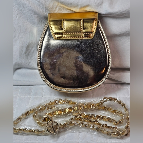 Cle De Peau Silver And Gold Metallic Mini Crossbody Bag With Chain Strap NEW - Picture 9 of 16